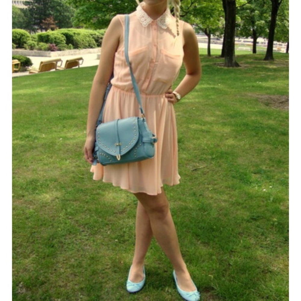 h&m peach chiffon dress divided lace collar